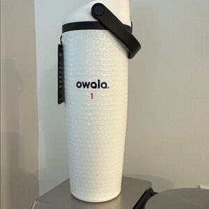 Owala Golf Freesip Sway Water Bottle Special Edition
Color Water Hazard